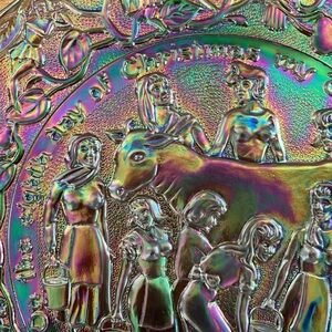 Imperial Glass Marigold Carnival Christmas plate #8  (1977) 8 Maids A-Milking